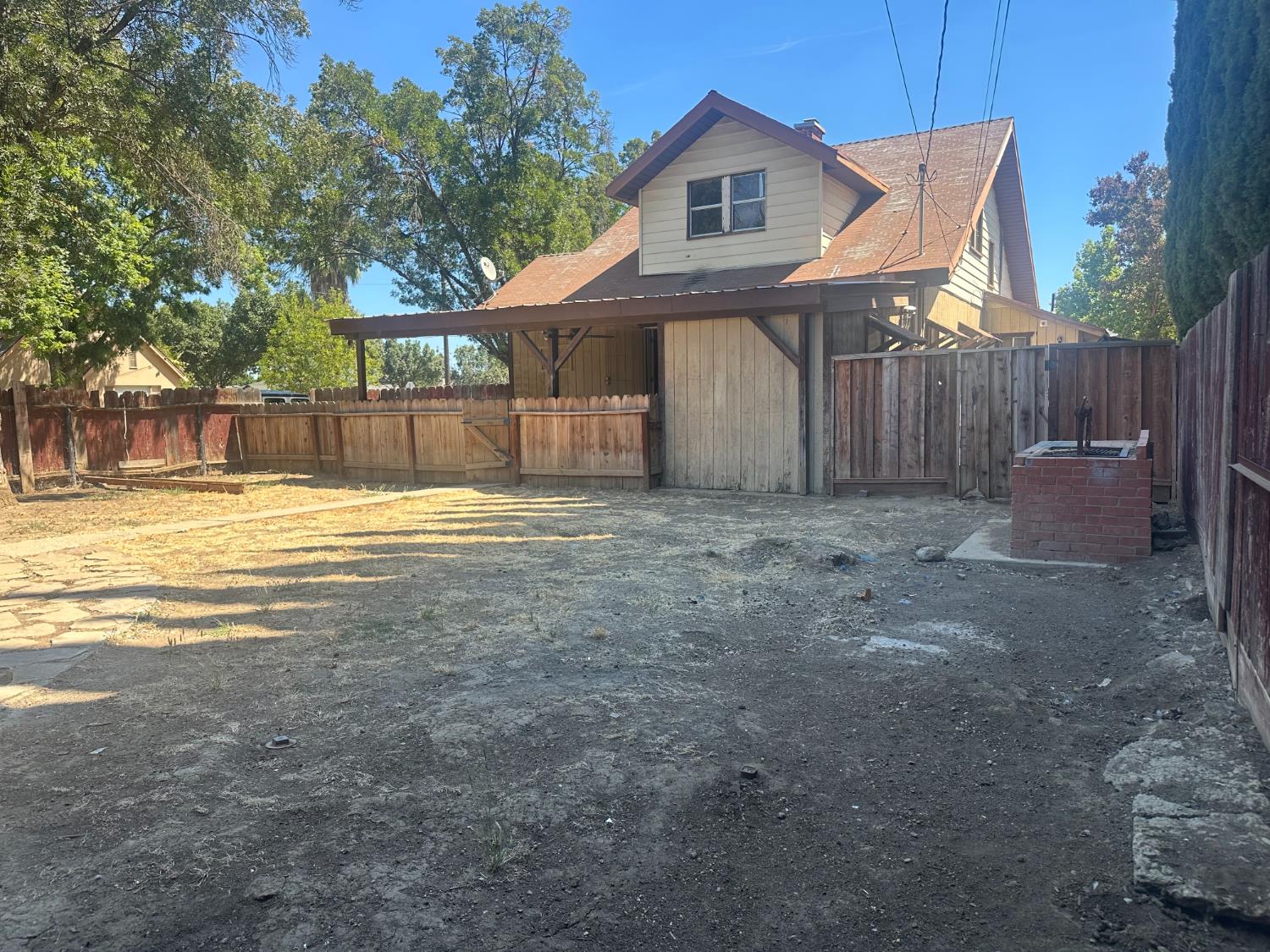 230 N 3rd Street