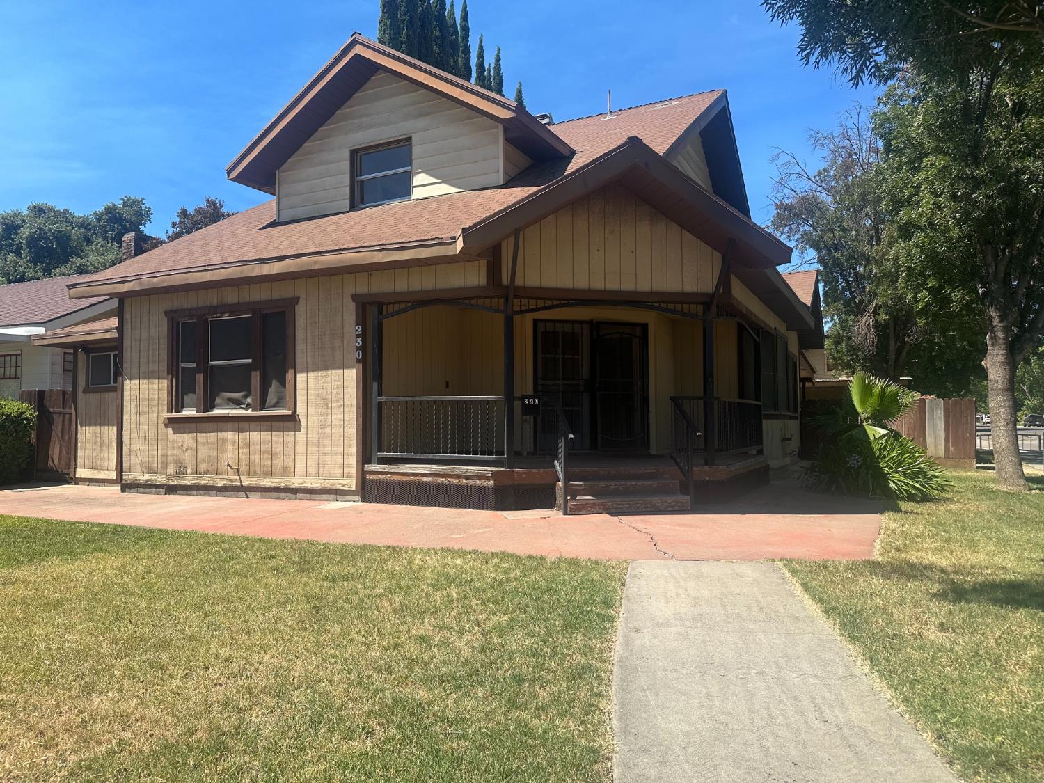 230 N 3rd Street