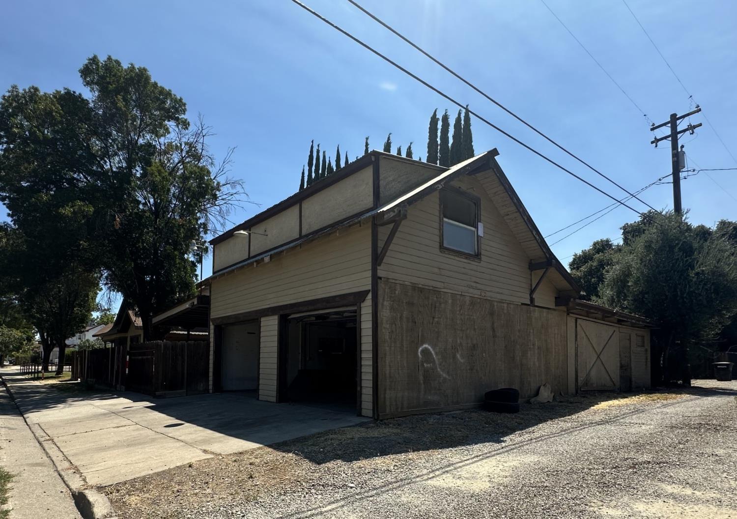 230 N 3rd Street