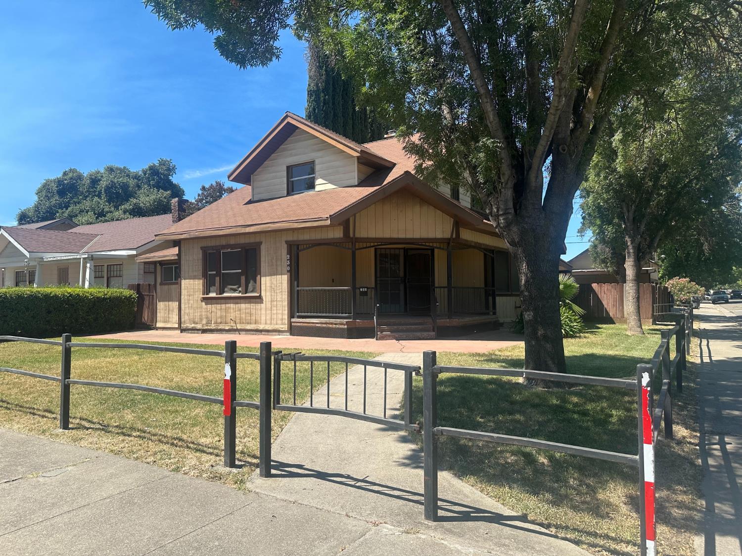 230 N 3rd Street
