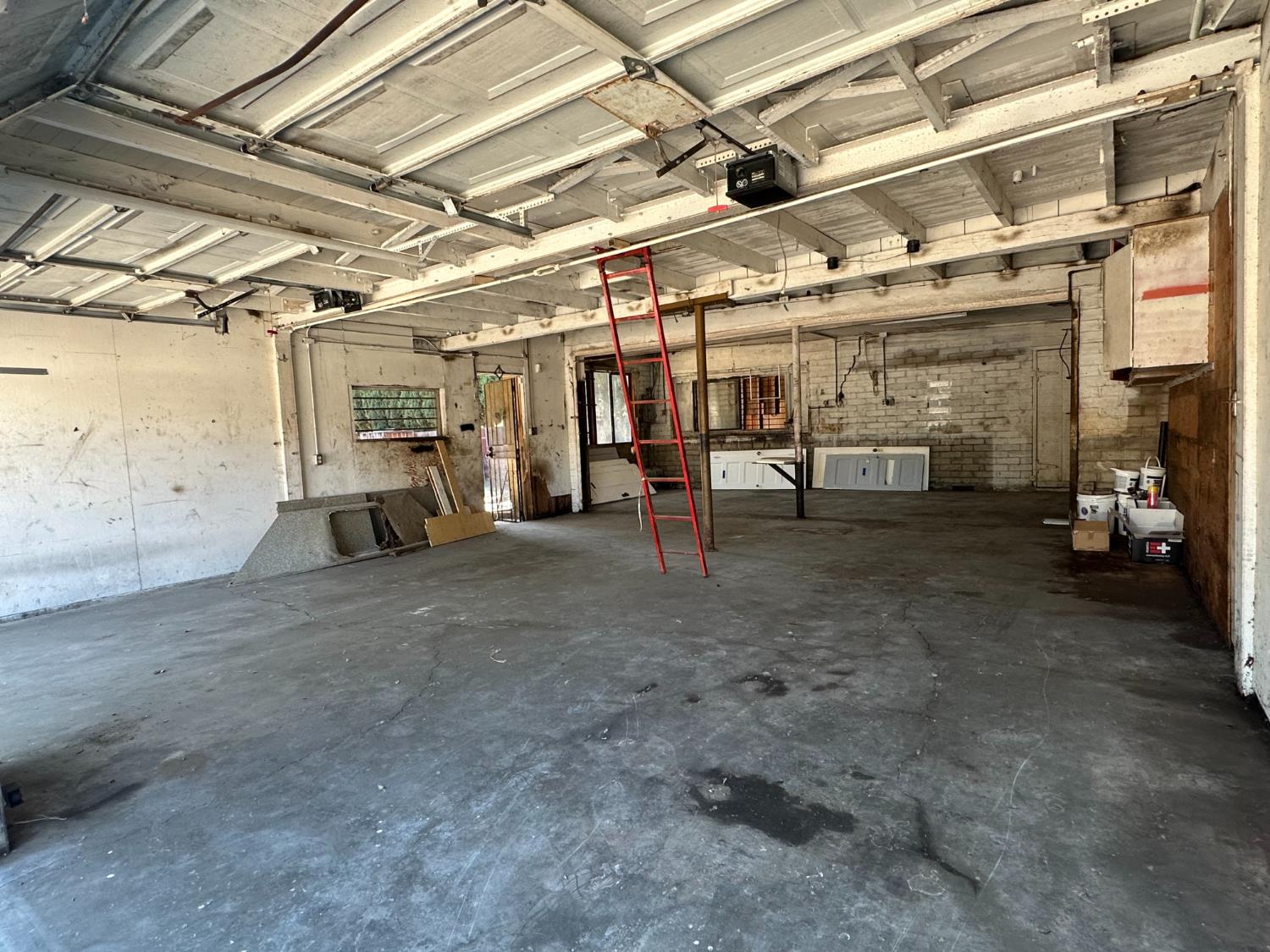 230 N 3rd Street
