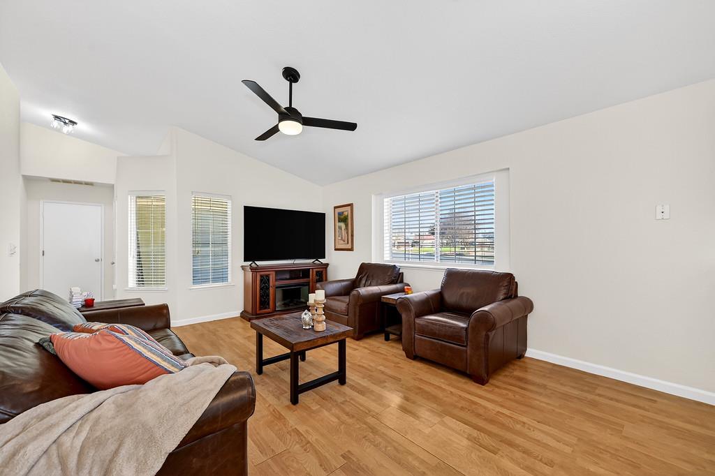 8312 Fintown Court