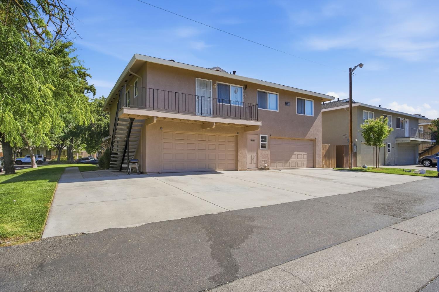 2220 Chrysler Drive 1