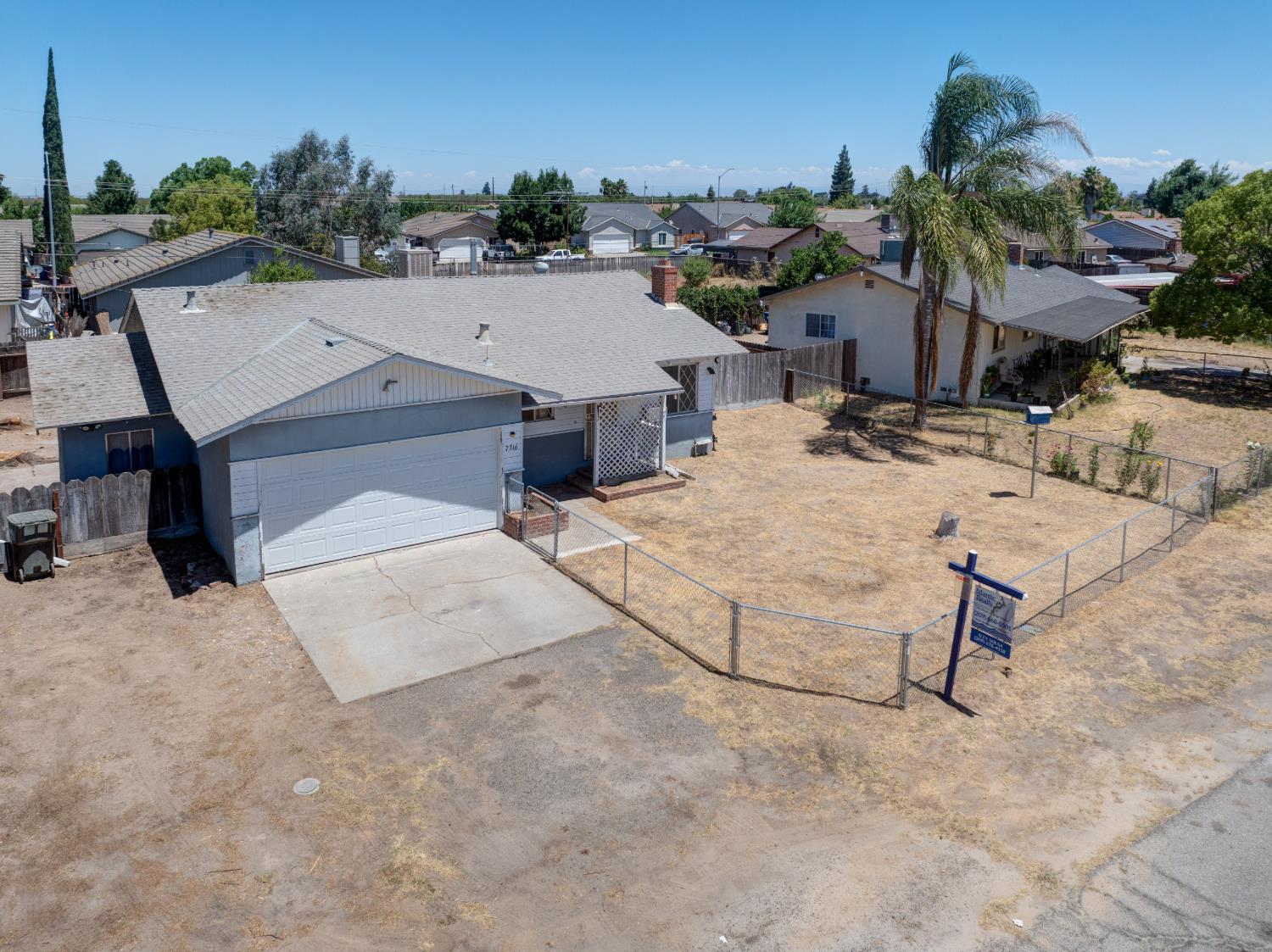 7316 Edythe Circle