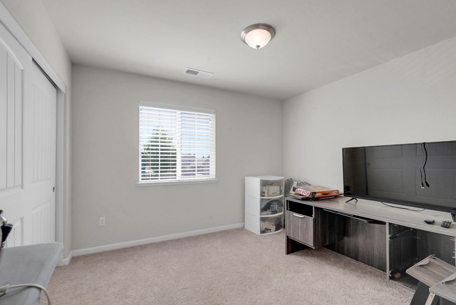 1433 Rosy Dawn Lane