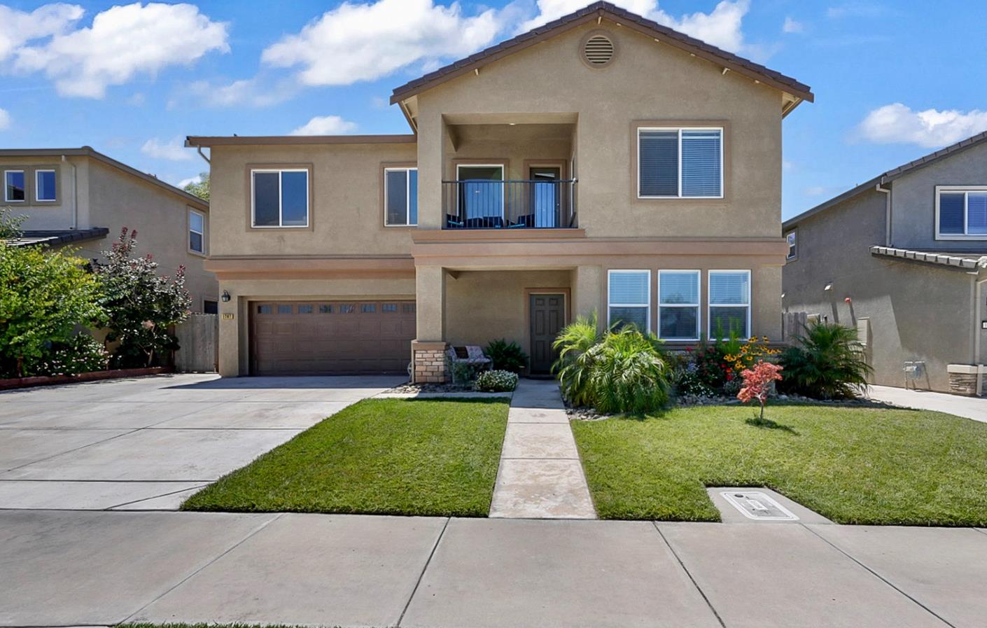 1767 Silver Ridge Way