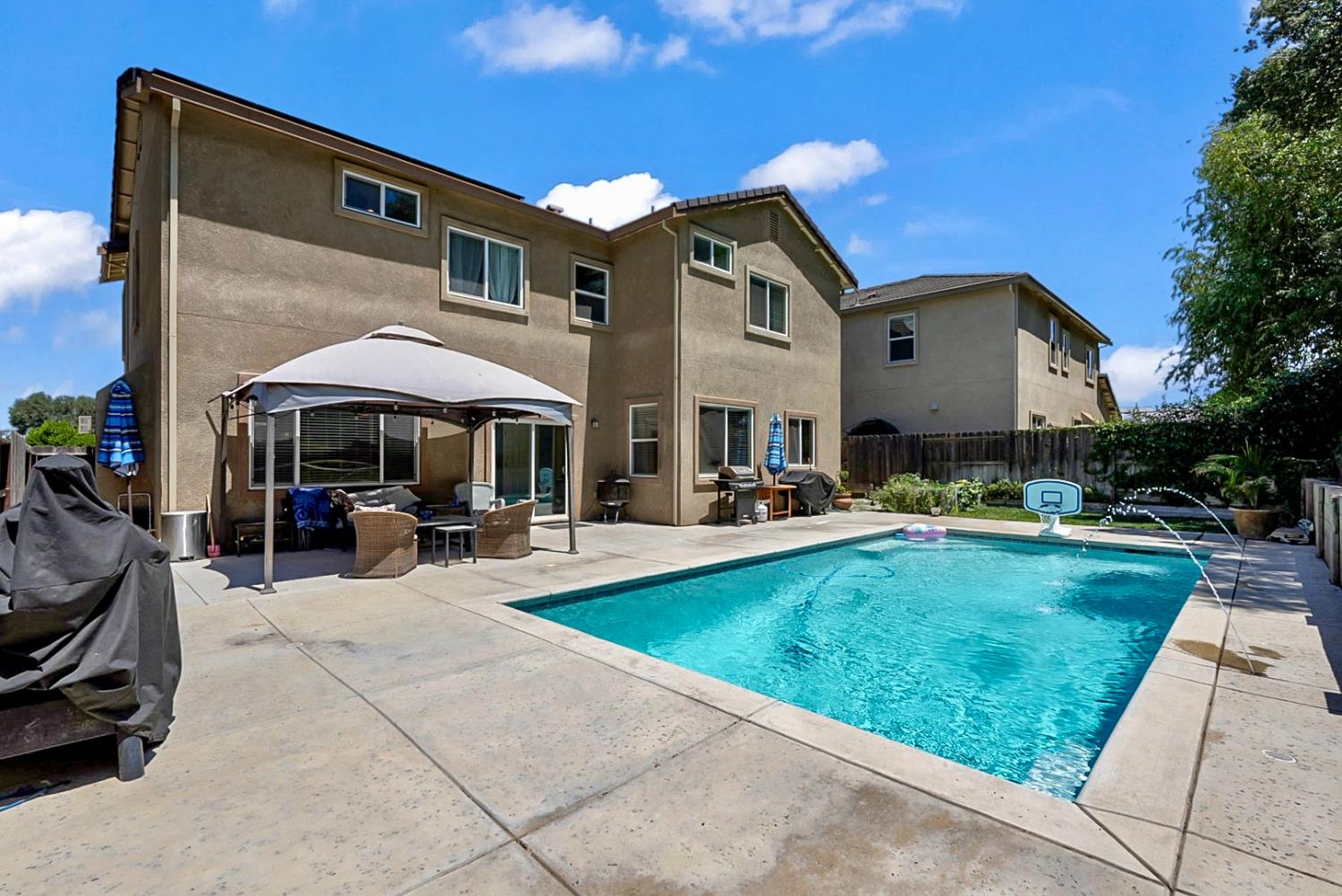 1767 Silver Ridge Way
