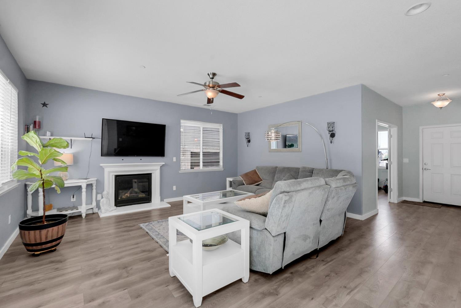 1767 Silver Ridge Way