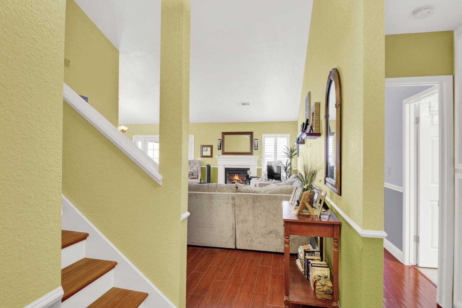 2340 St Lawrence Lane