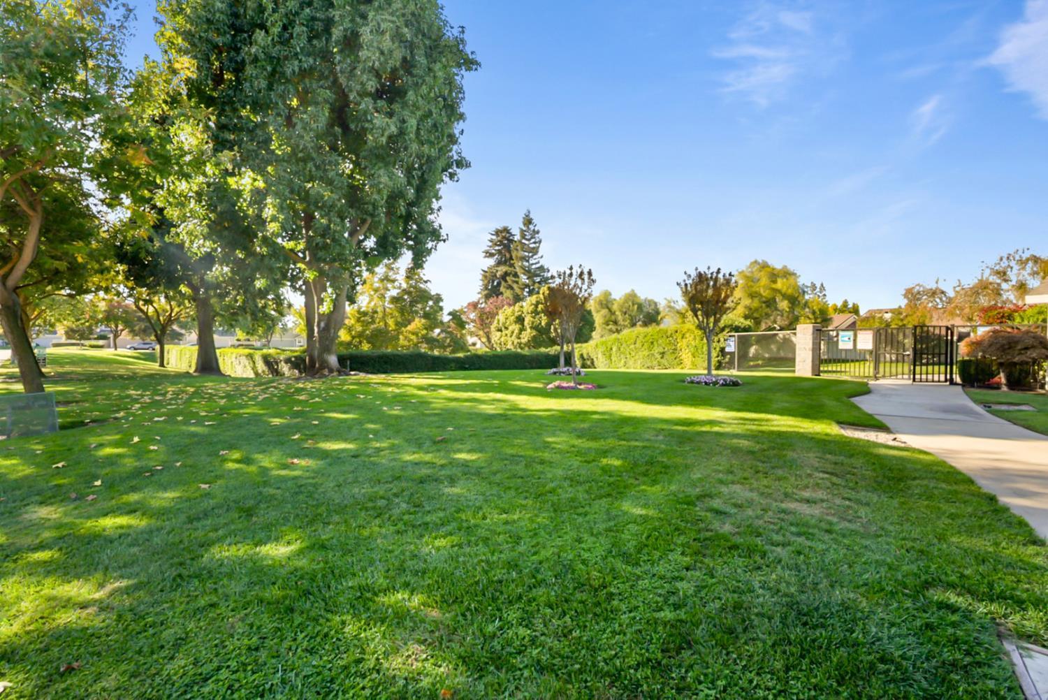 2340 St Lawrence Lane