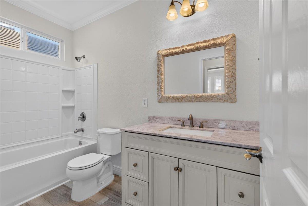 17021 Tulip Tree Way