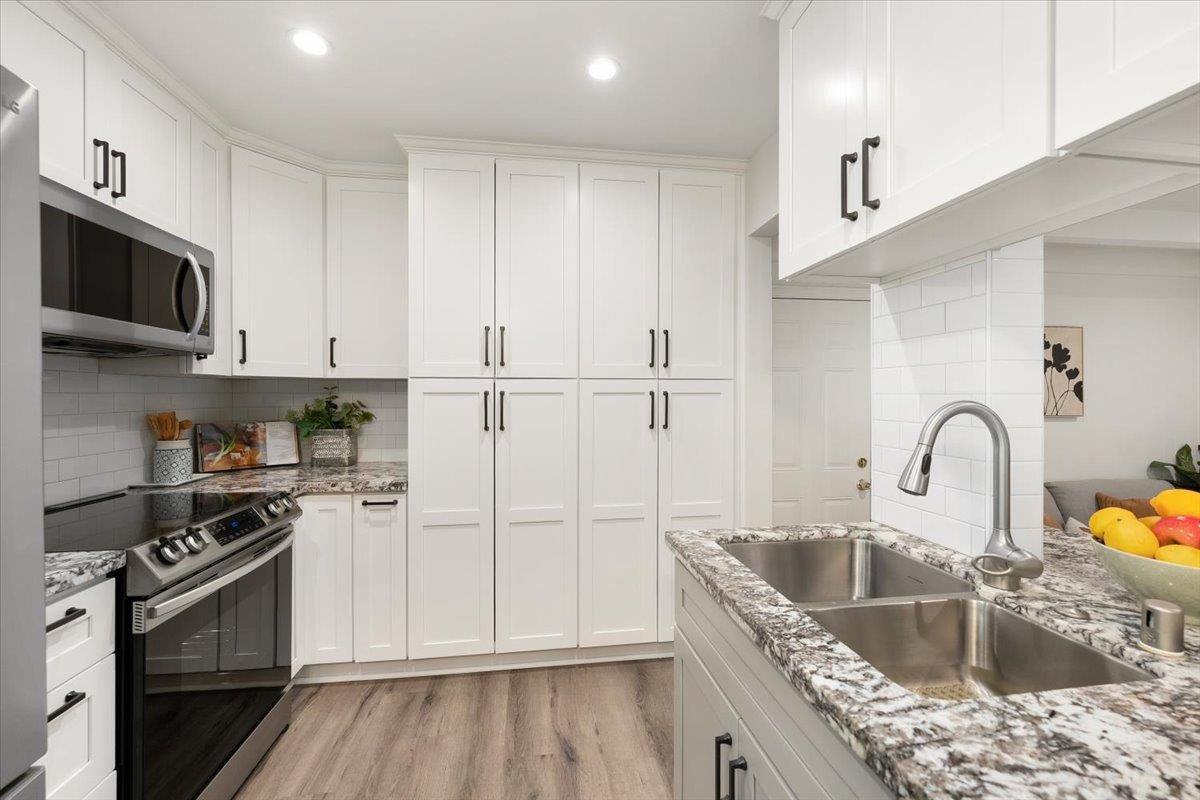 2321 Laredo Road