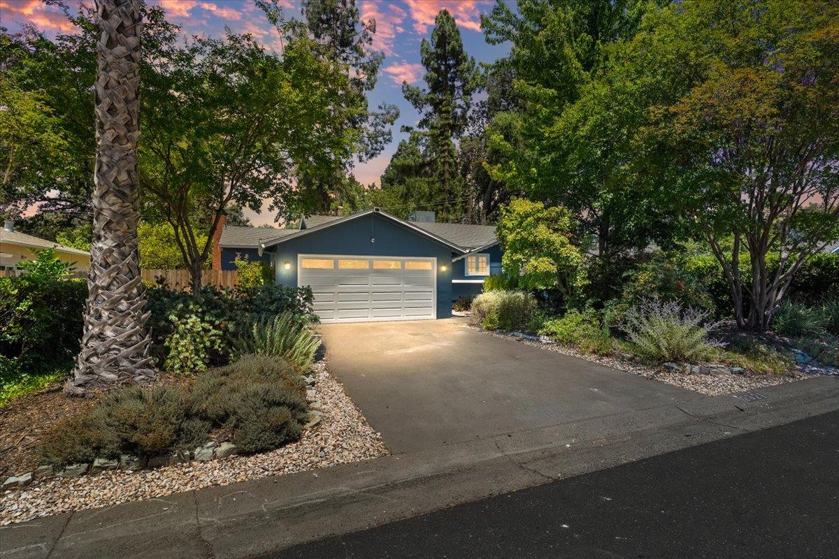 2321 Laredo Road