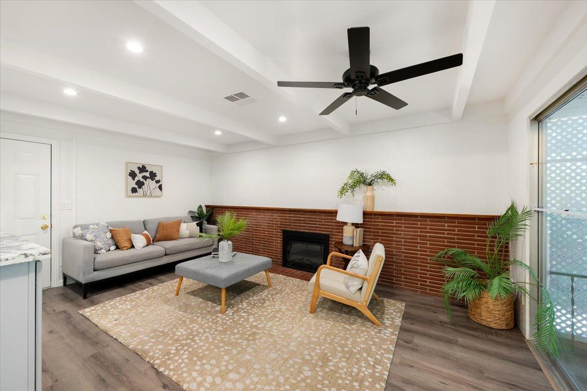 2321 Laredo Road