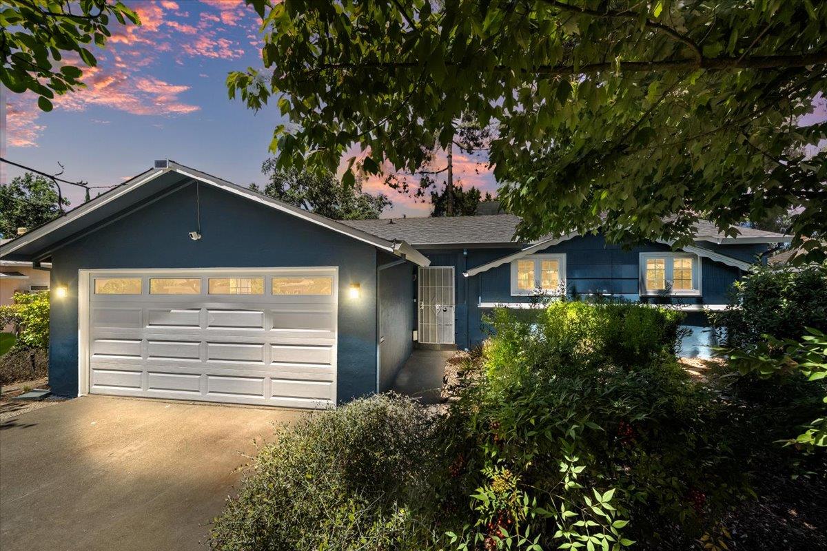 2321 Laredo Road