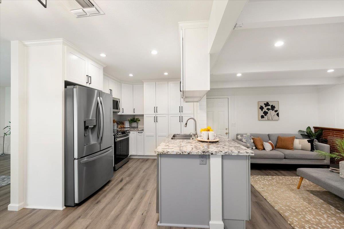 2321 Laredo Road
