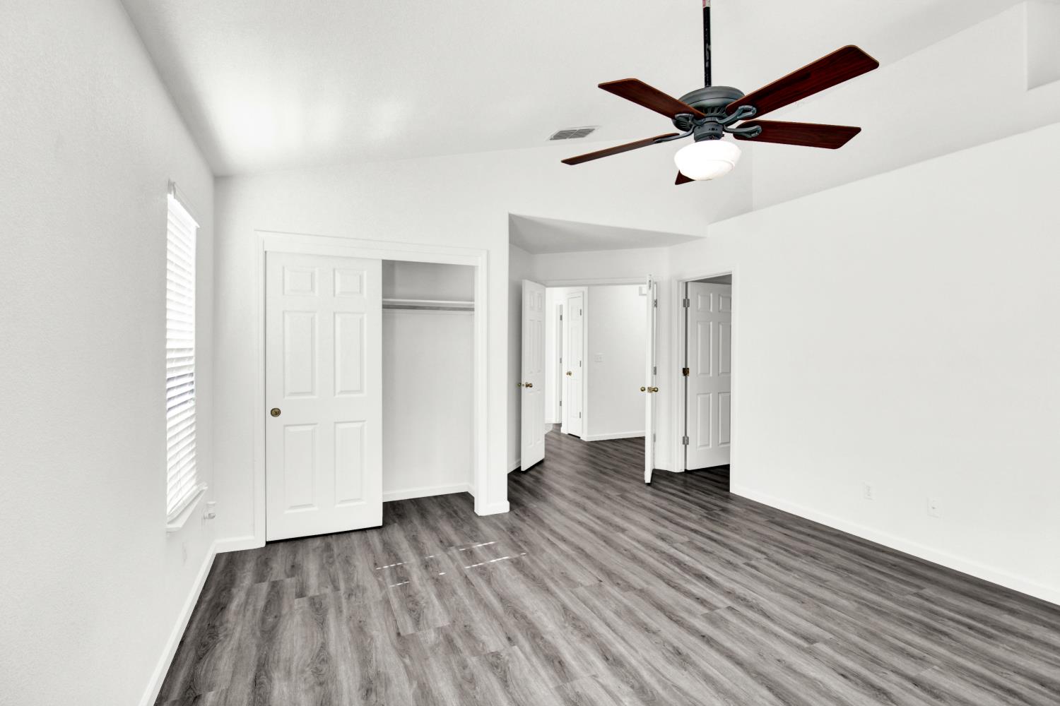 3104 Roland Gardens Lane