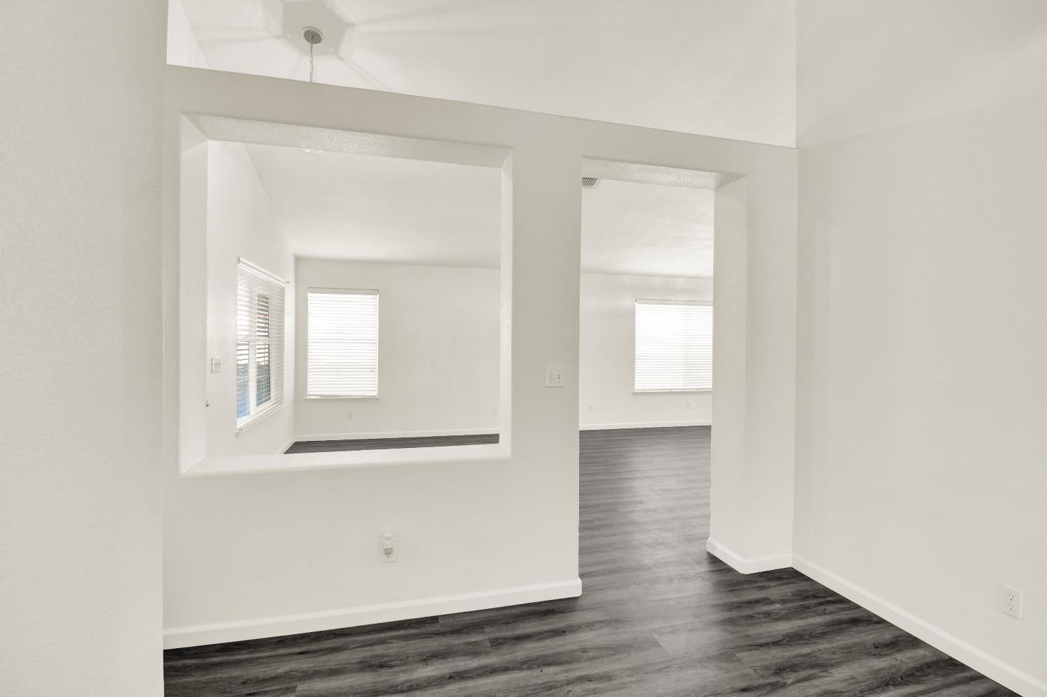 3104 Roland Gardens Lane