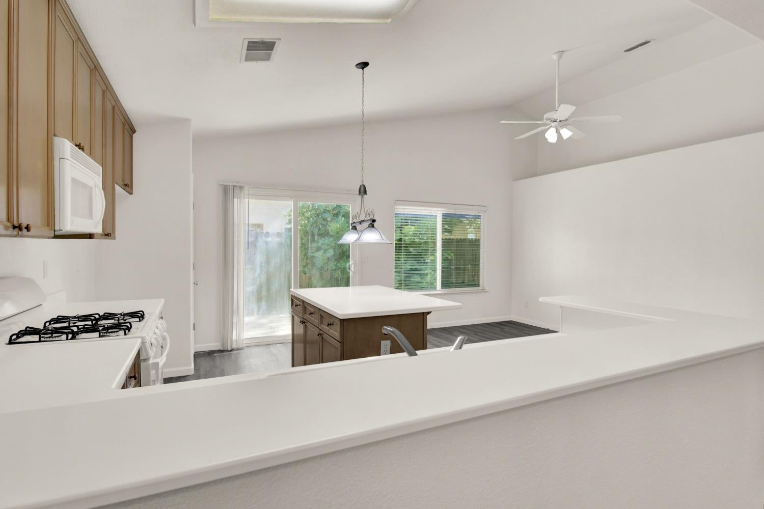 3104 Roland Gardens Lane