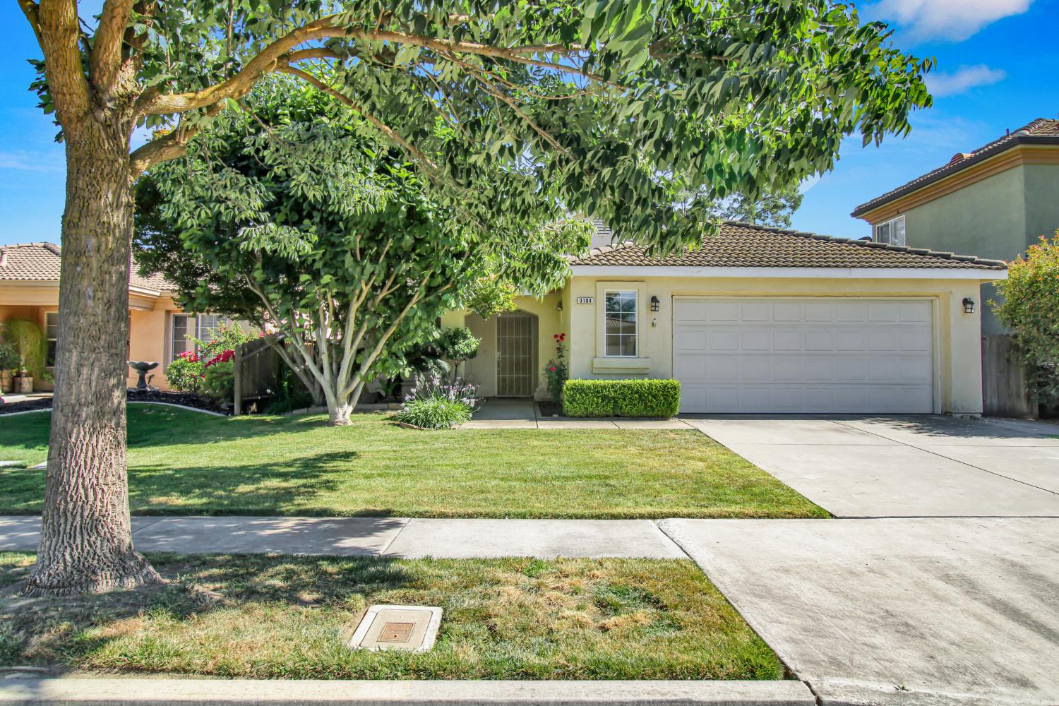 3104 Roland Gardens Lane