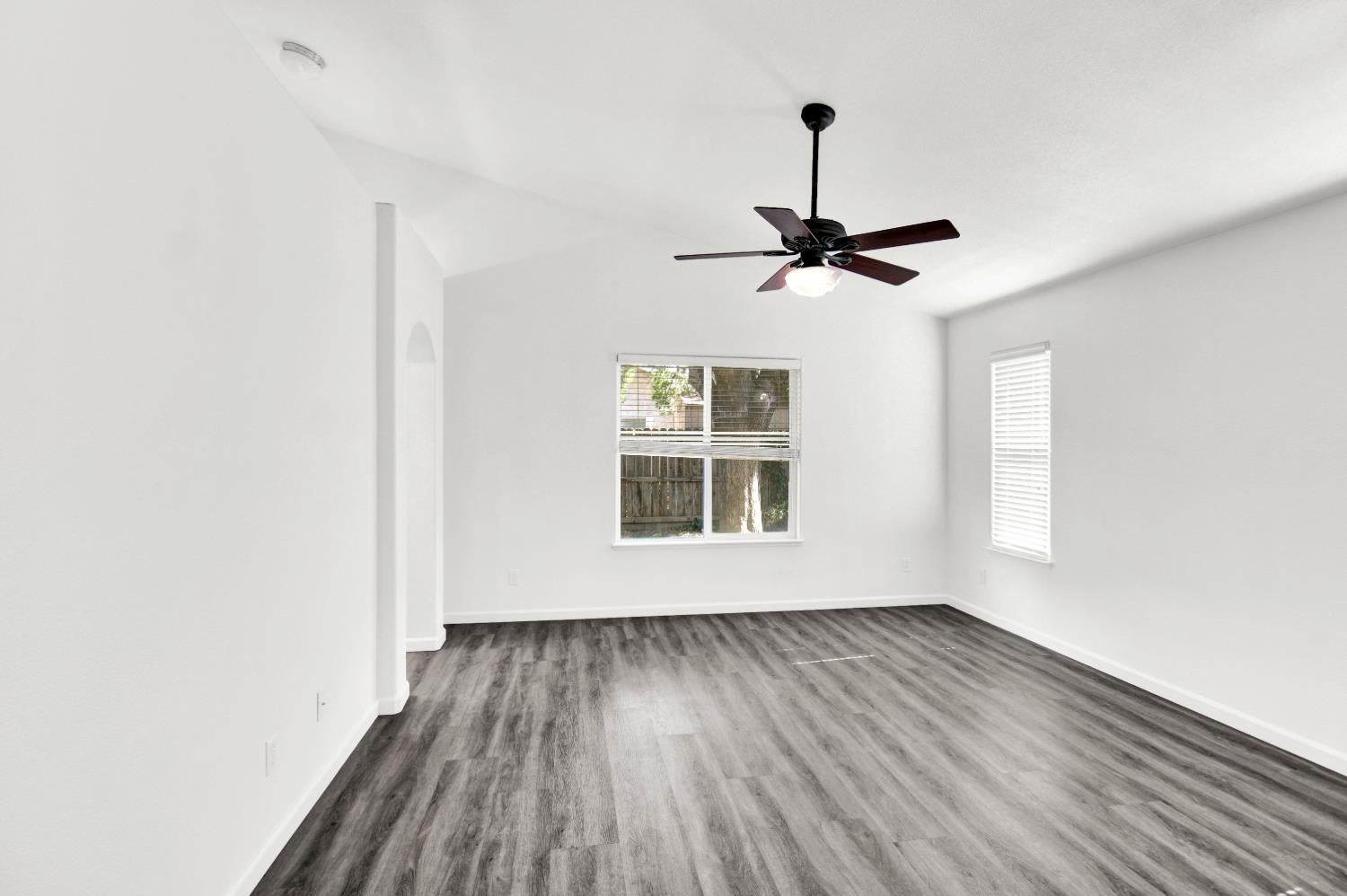 3104 Roland Gardens Lane