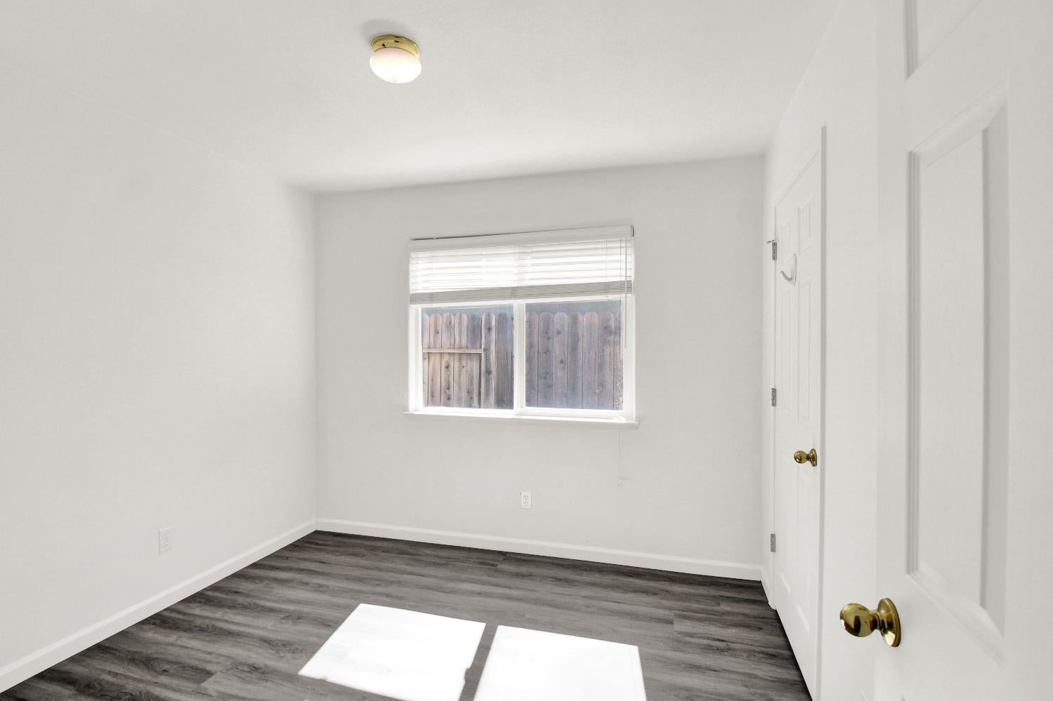 3104 Roland Gardens Lane