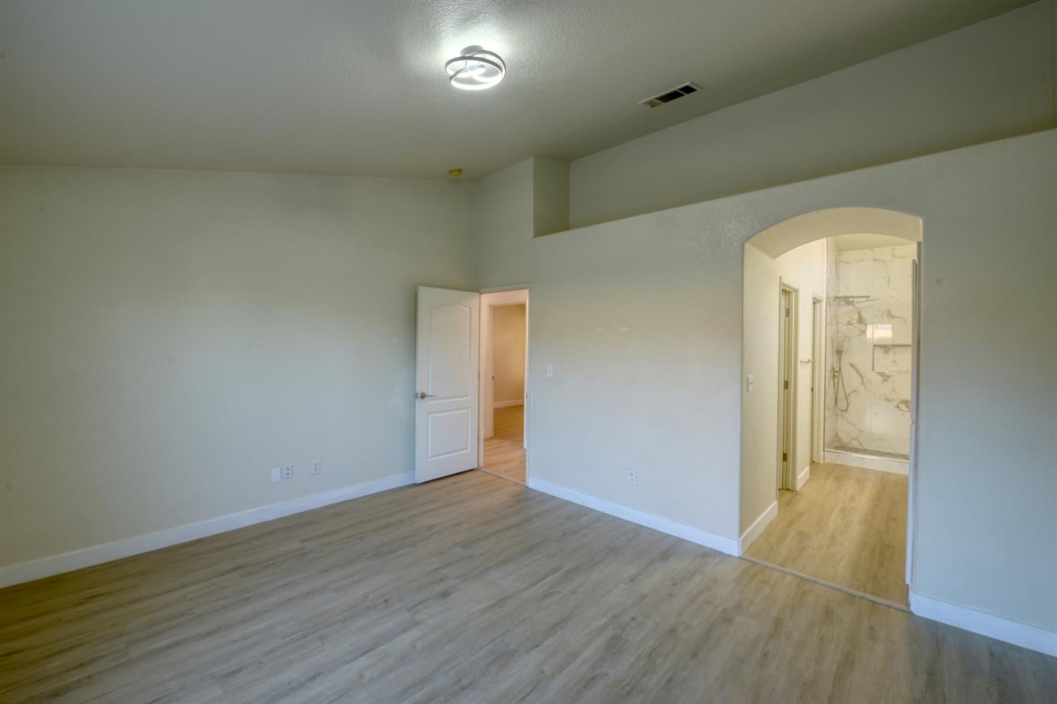2242 Grand Canyon Way