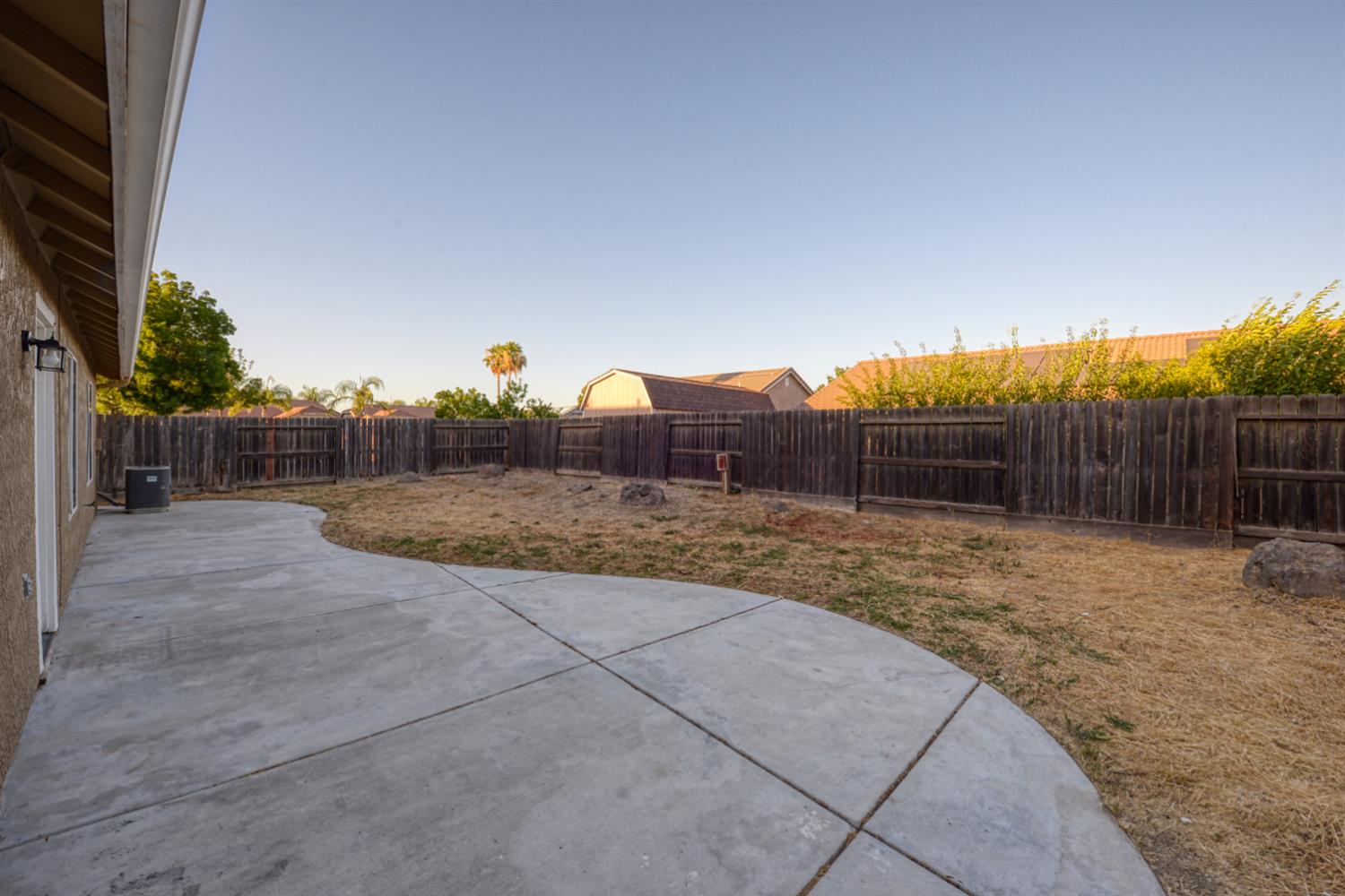 2242 Grand Canyon Way