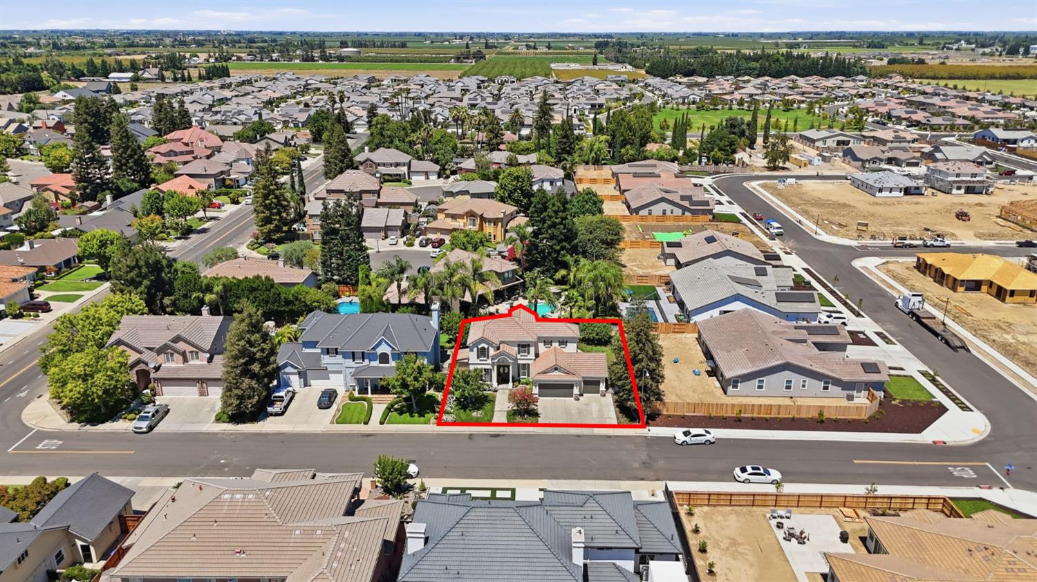 2835 CASTLEVIEW Drive