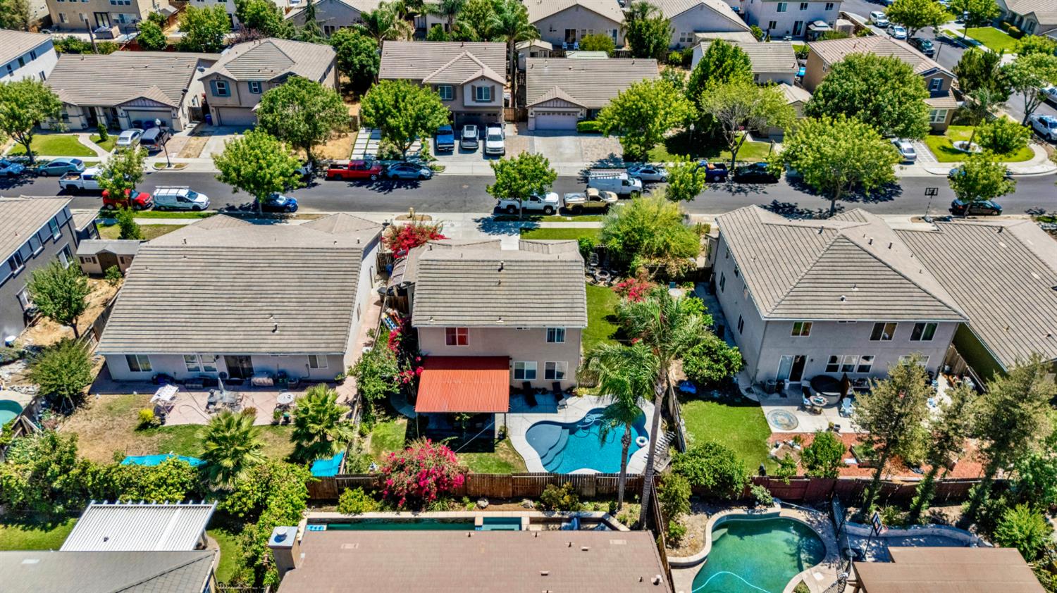 1443 Longhorn Lane