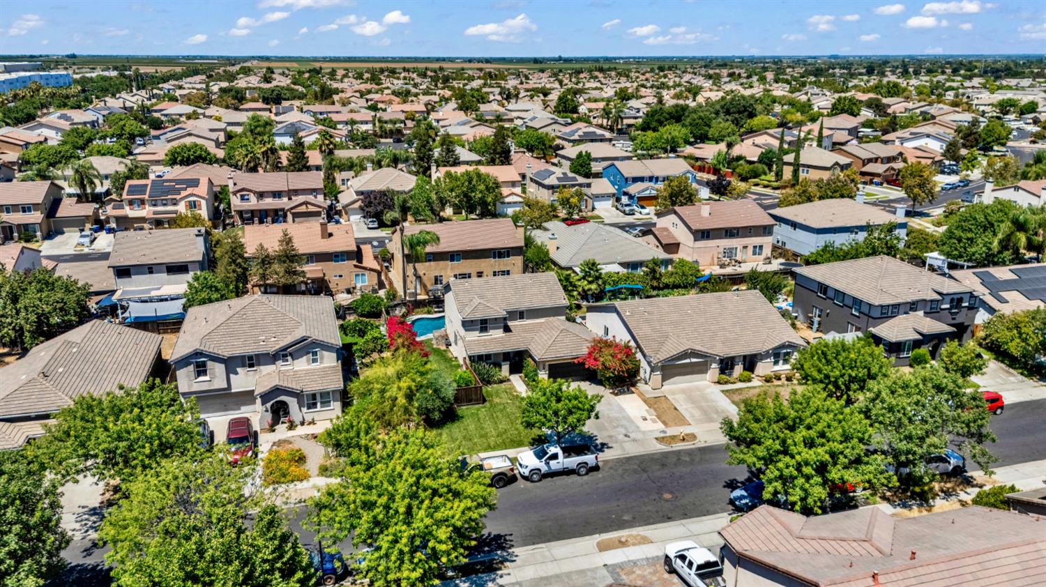 1443 Longhorn Lane