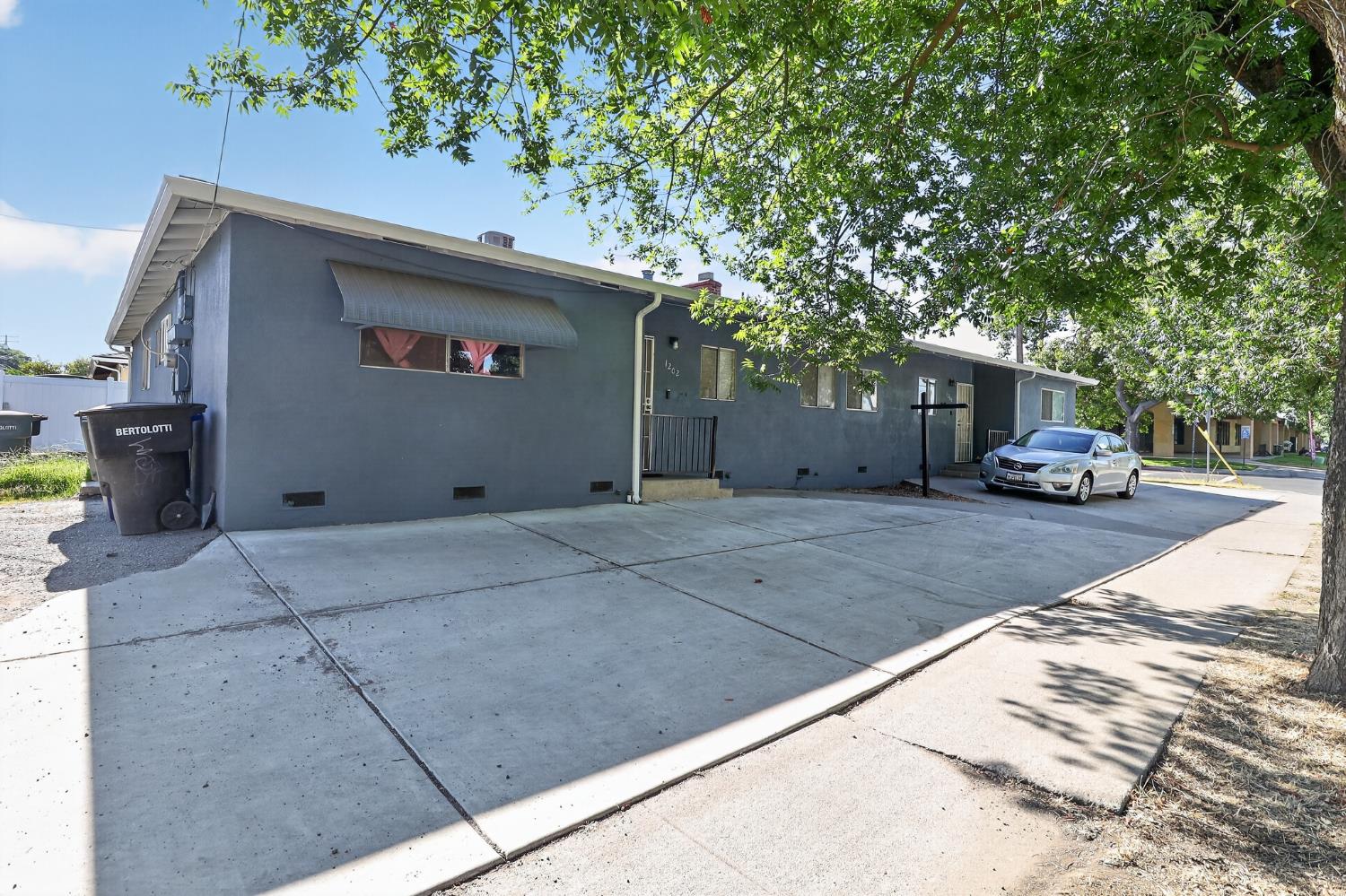 1200 Carver Road