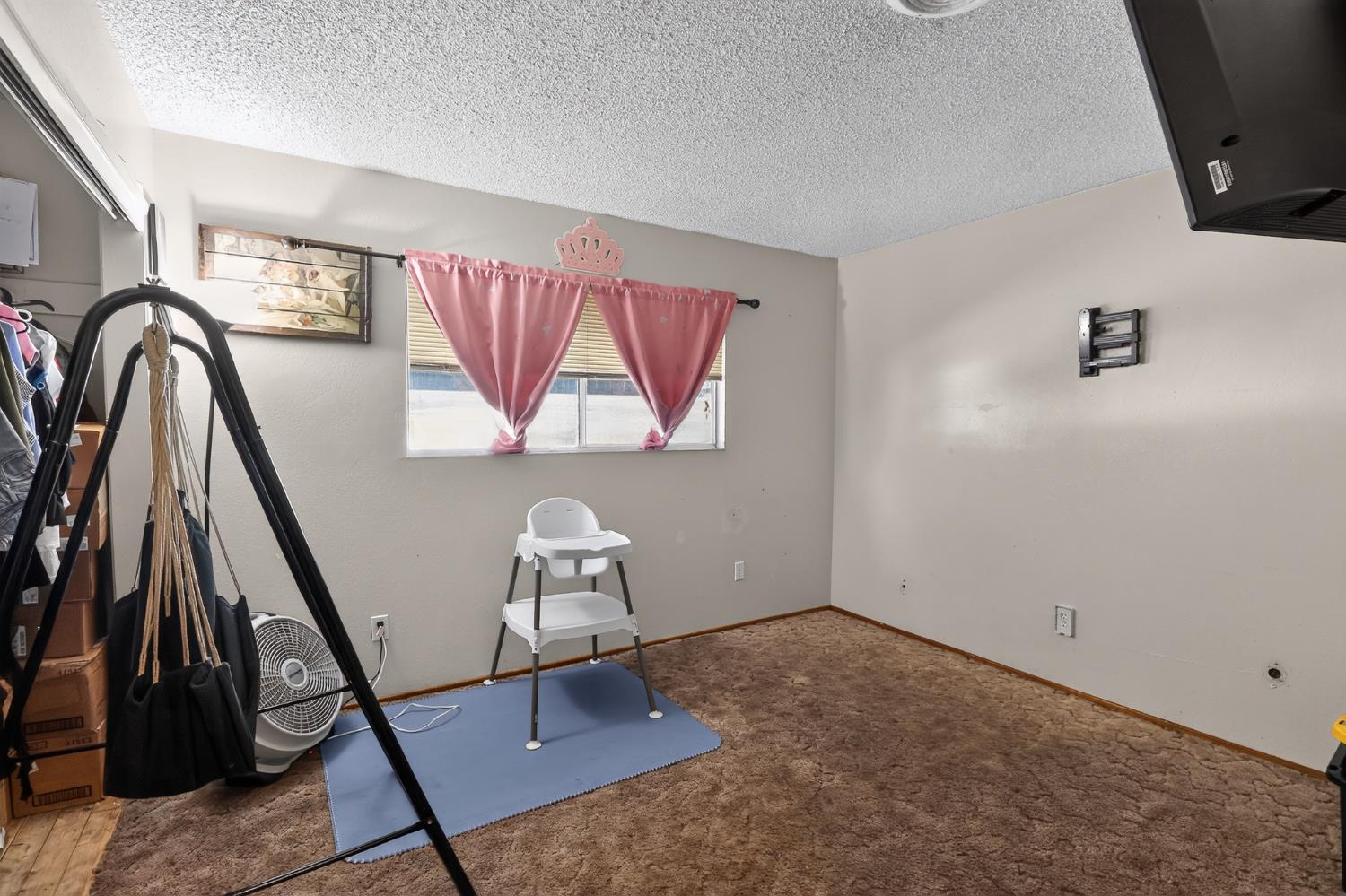 1200 Carver Road