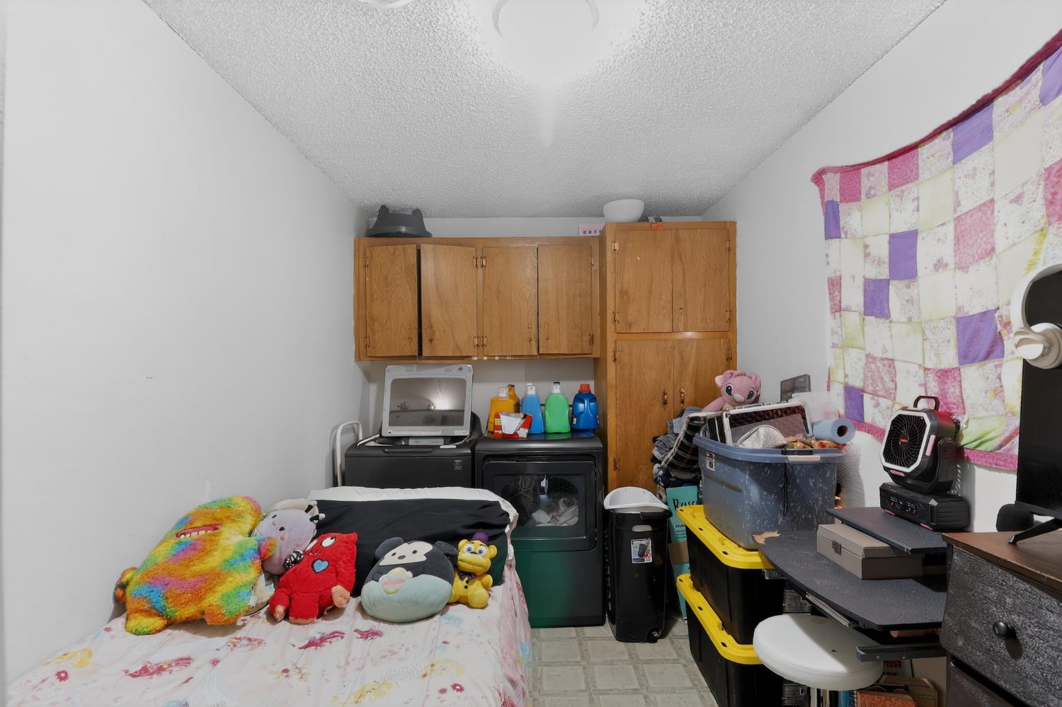 1200 Carver Road