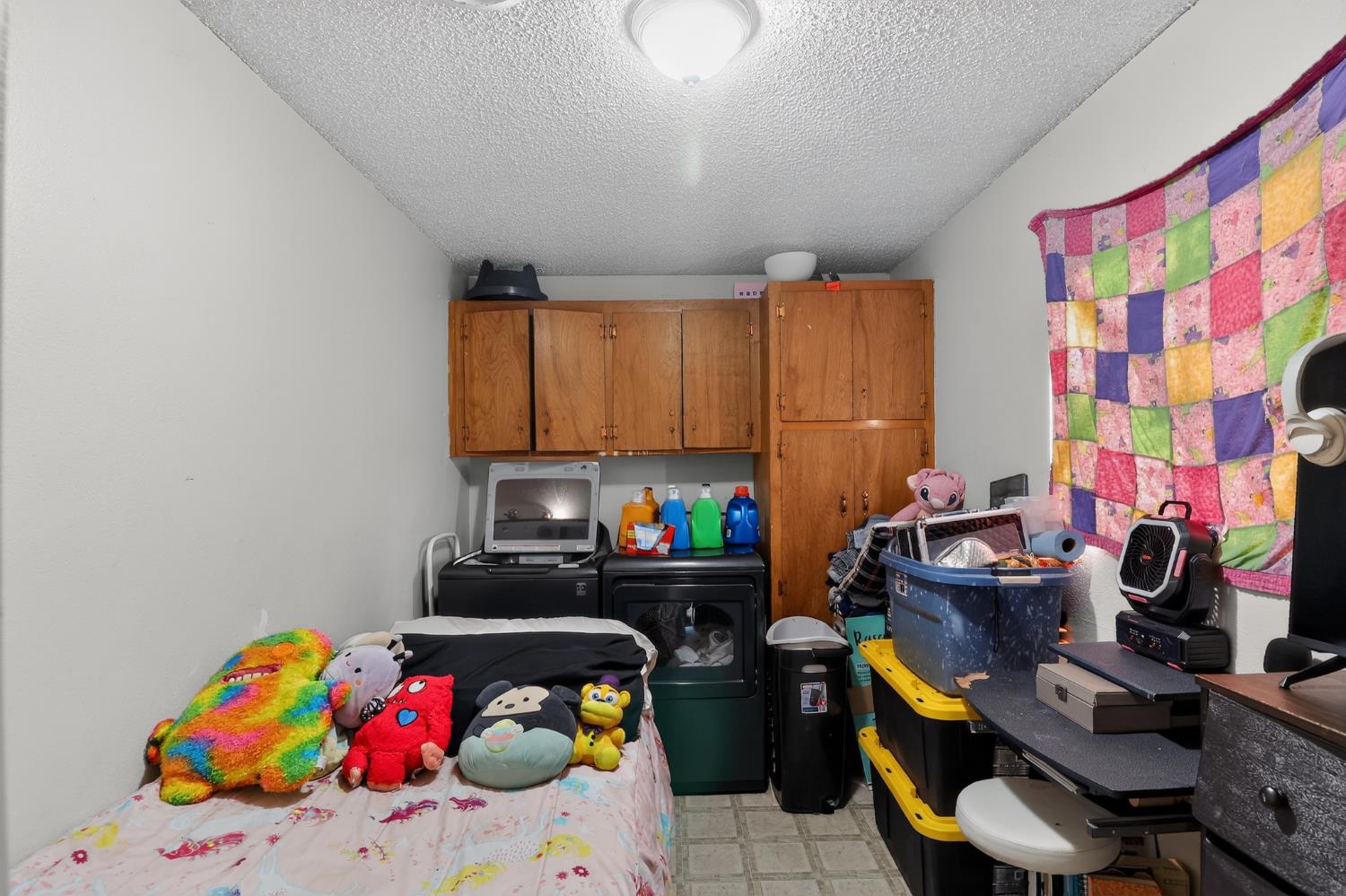 1200 Carver Road