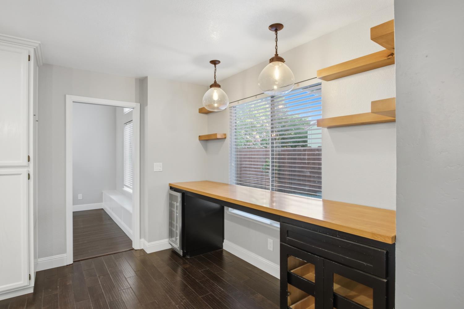 806 Ahern Court