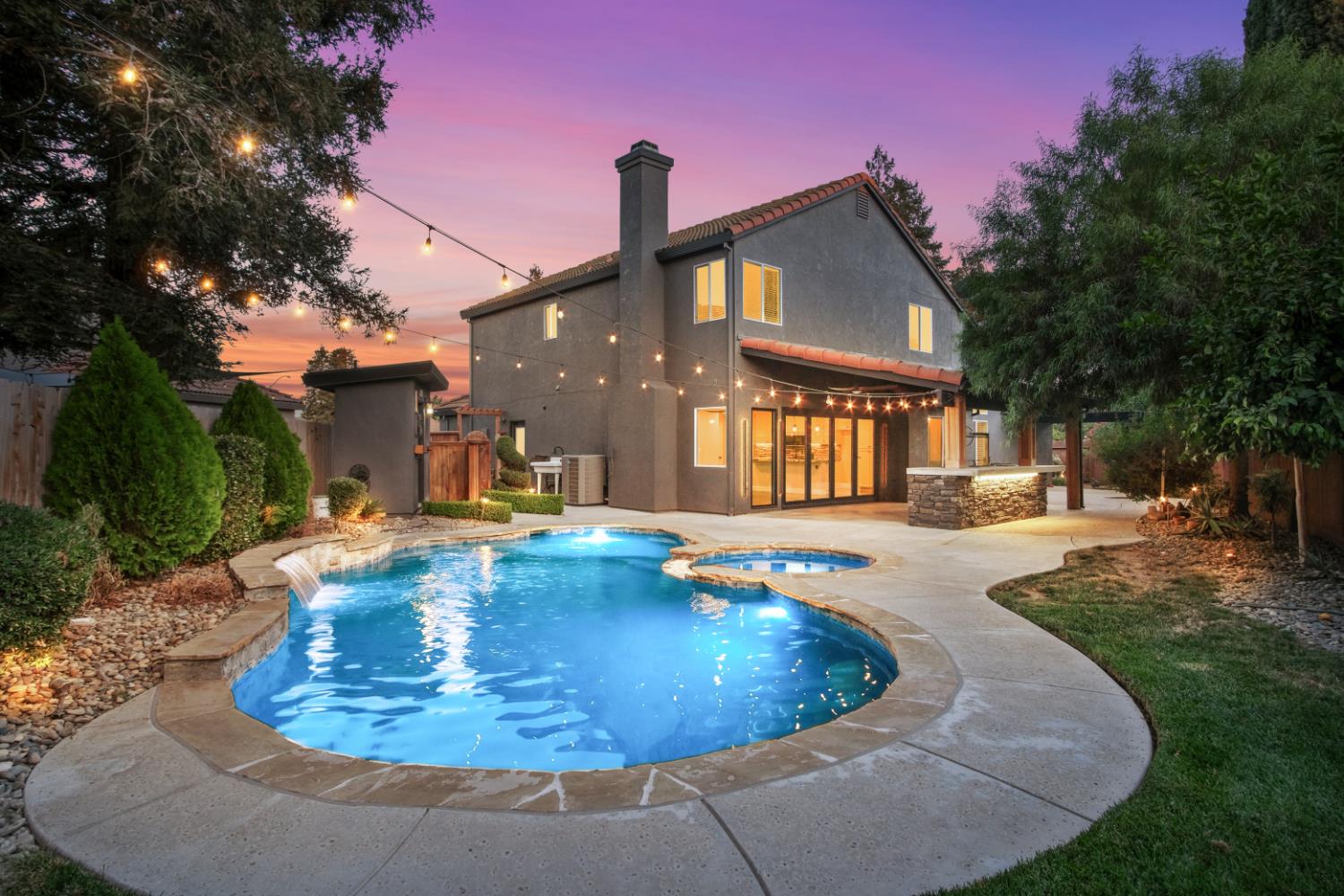 806 Ahern Court