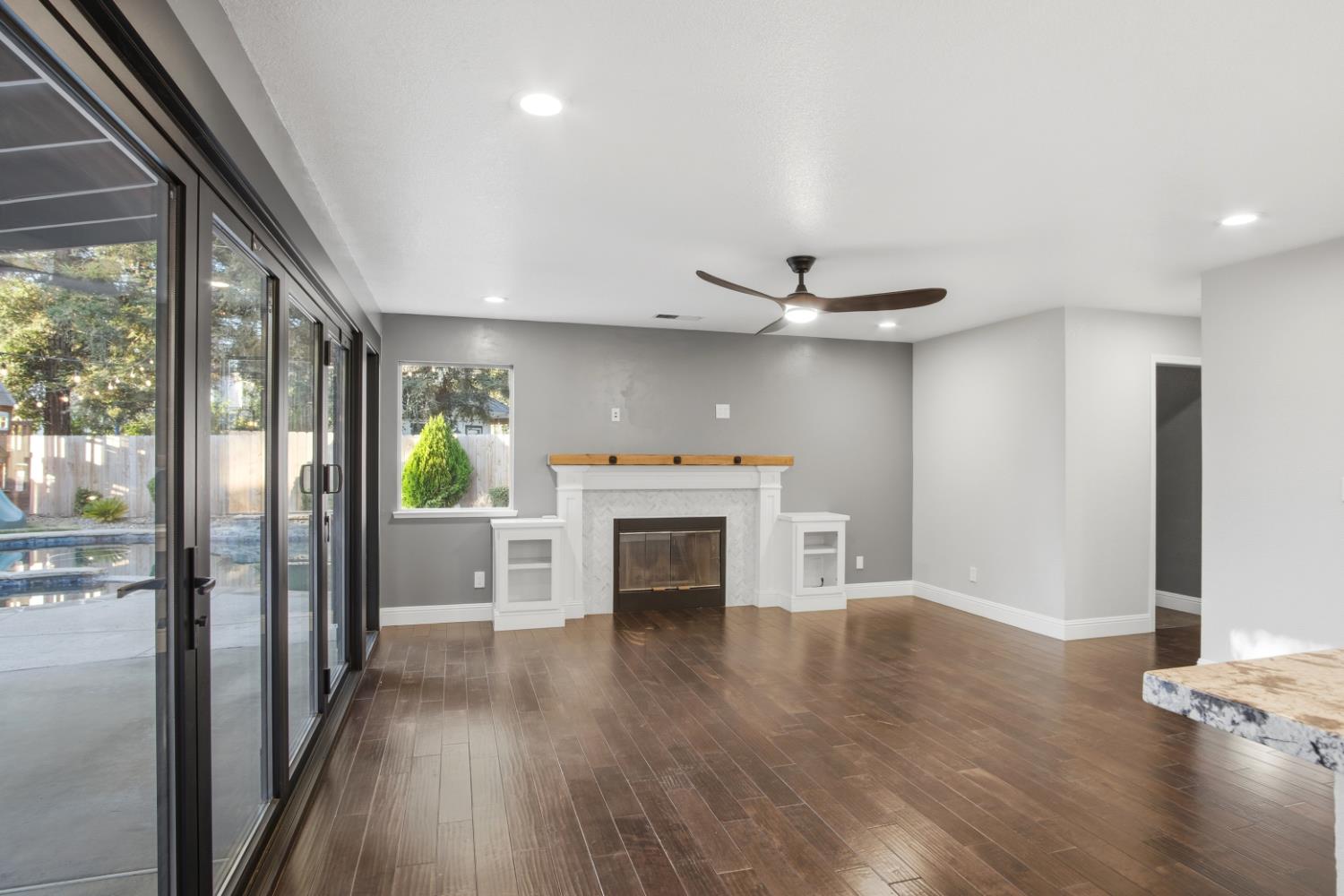 806 Ahern Court