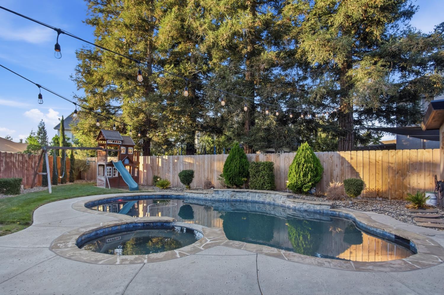806 Ahern Court