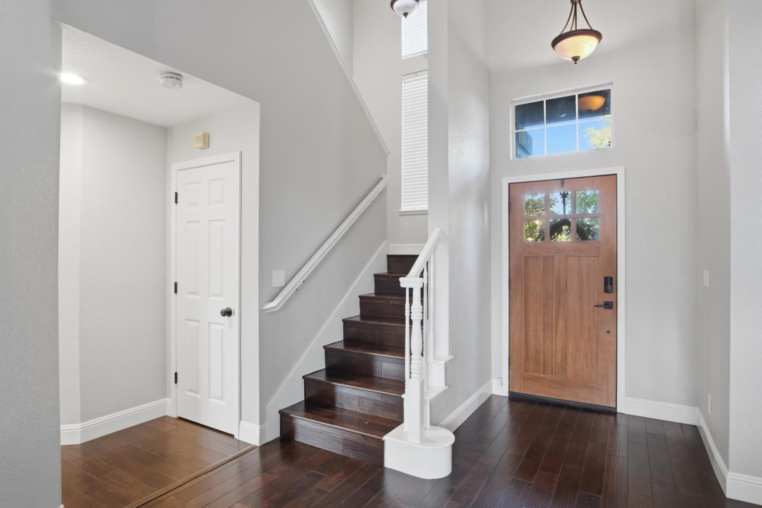 806 Ahern Court
