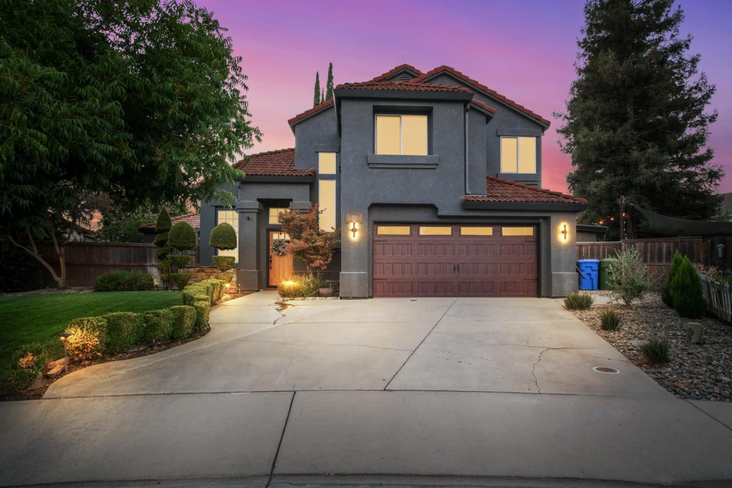 806 Ahern Court