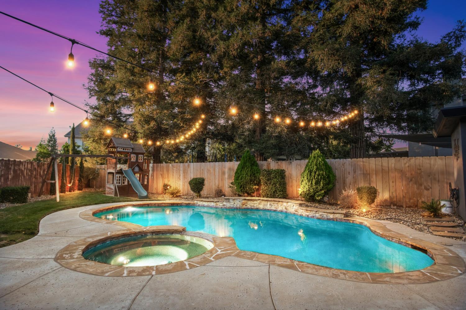 806 Ahern Court