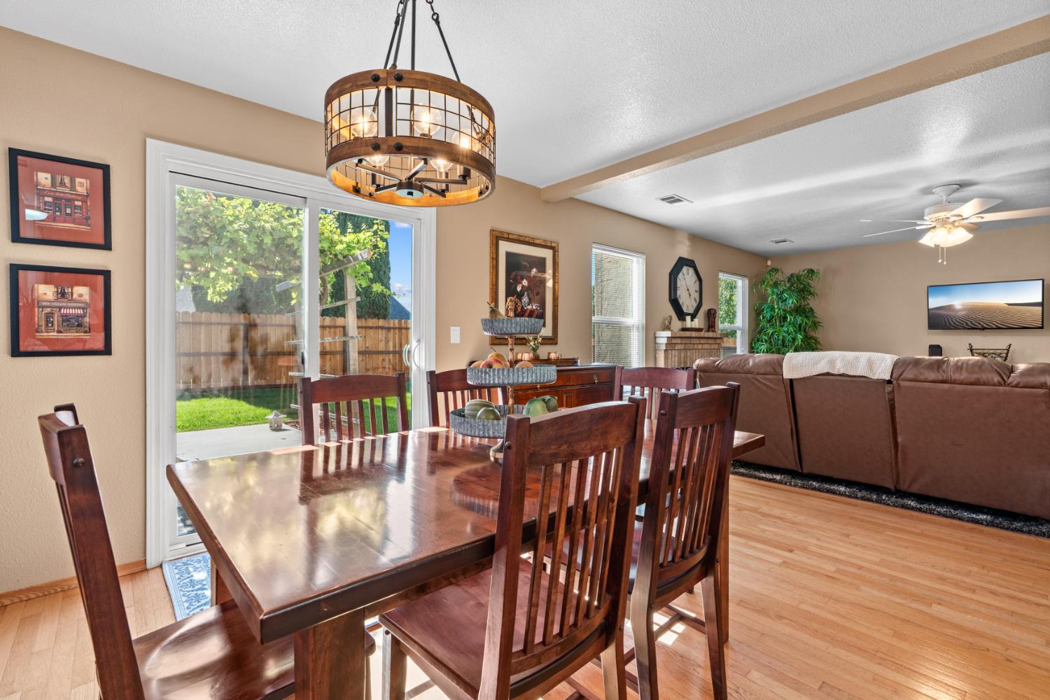 585 MORGAN CT