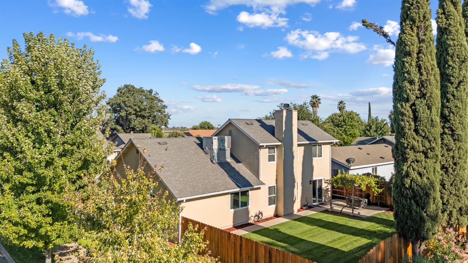 585 MORGAN CT