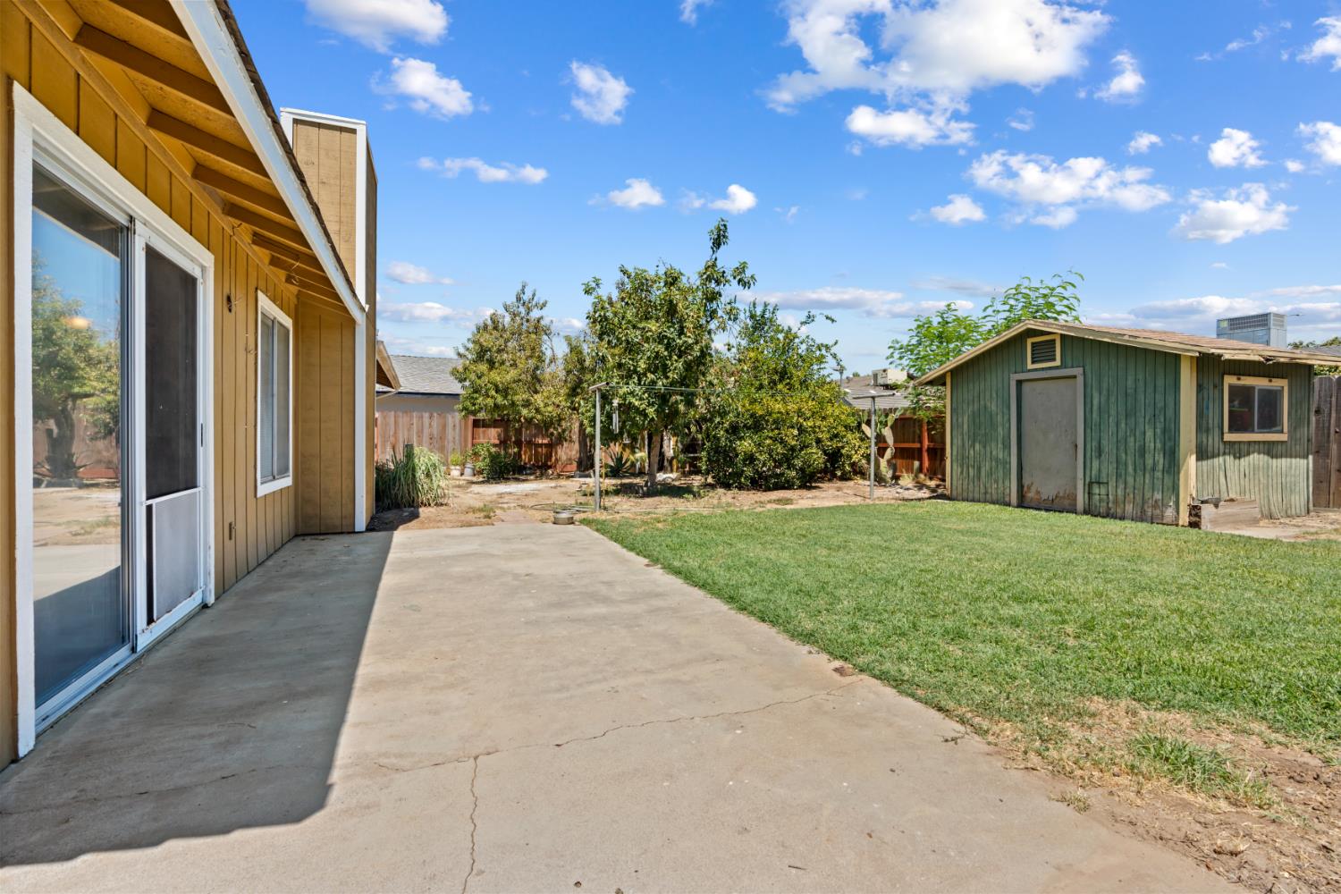 1044 Fruitbasket Lane
