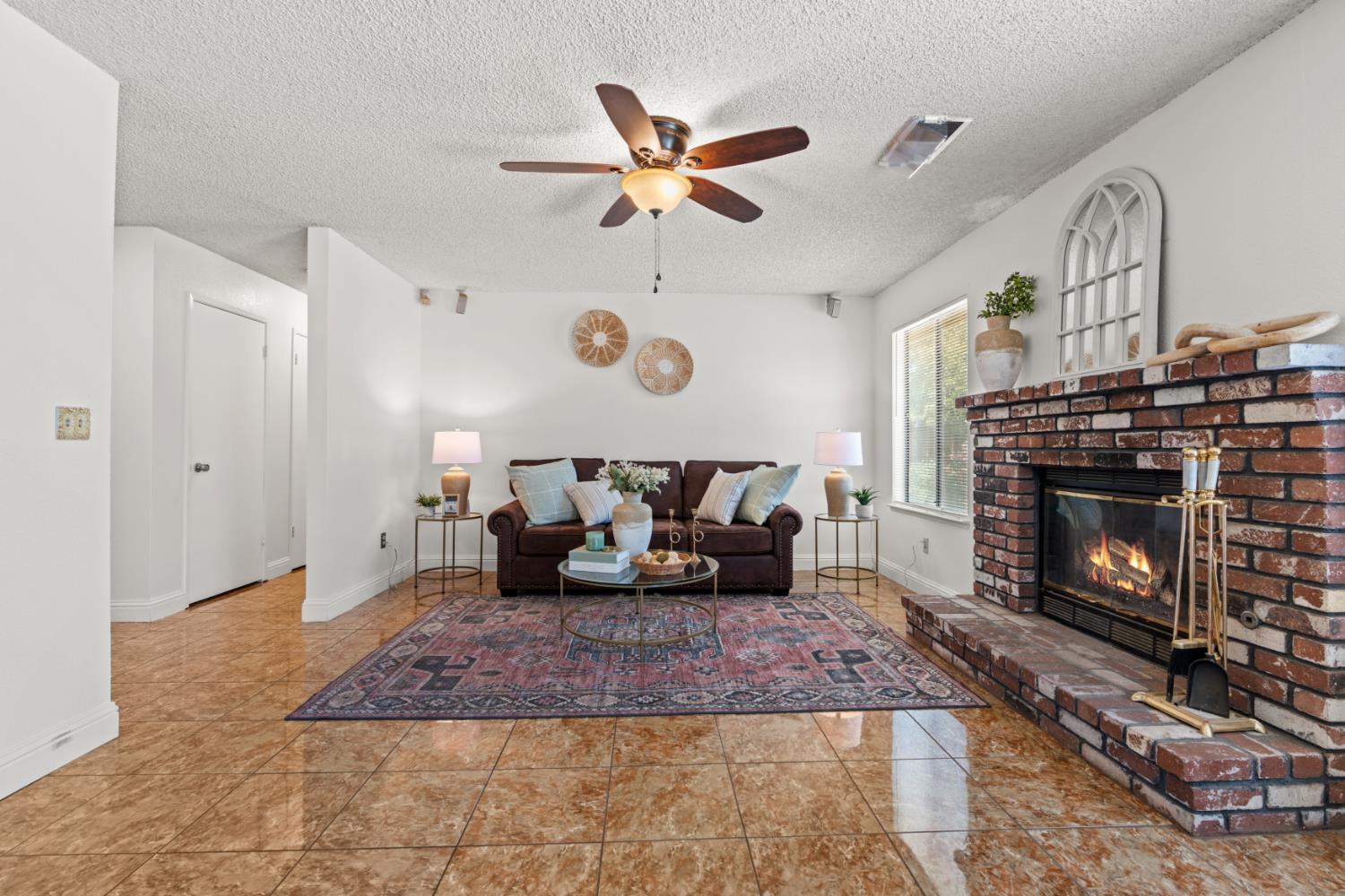1044 Fruitbasket Lane