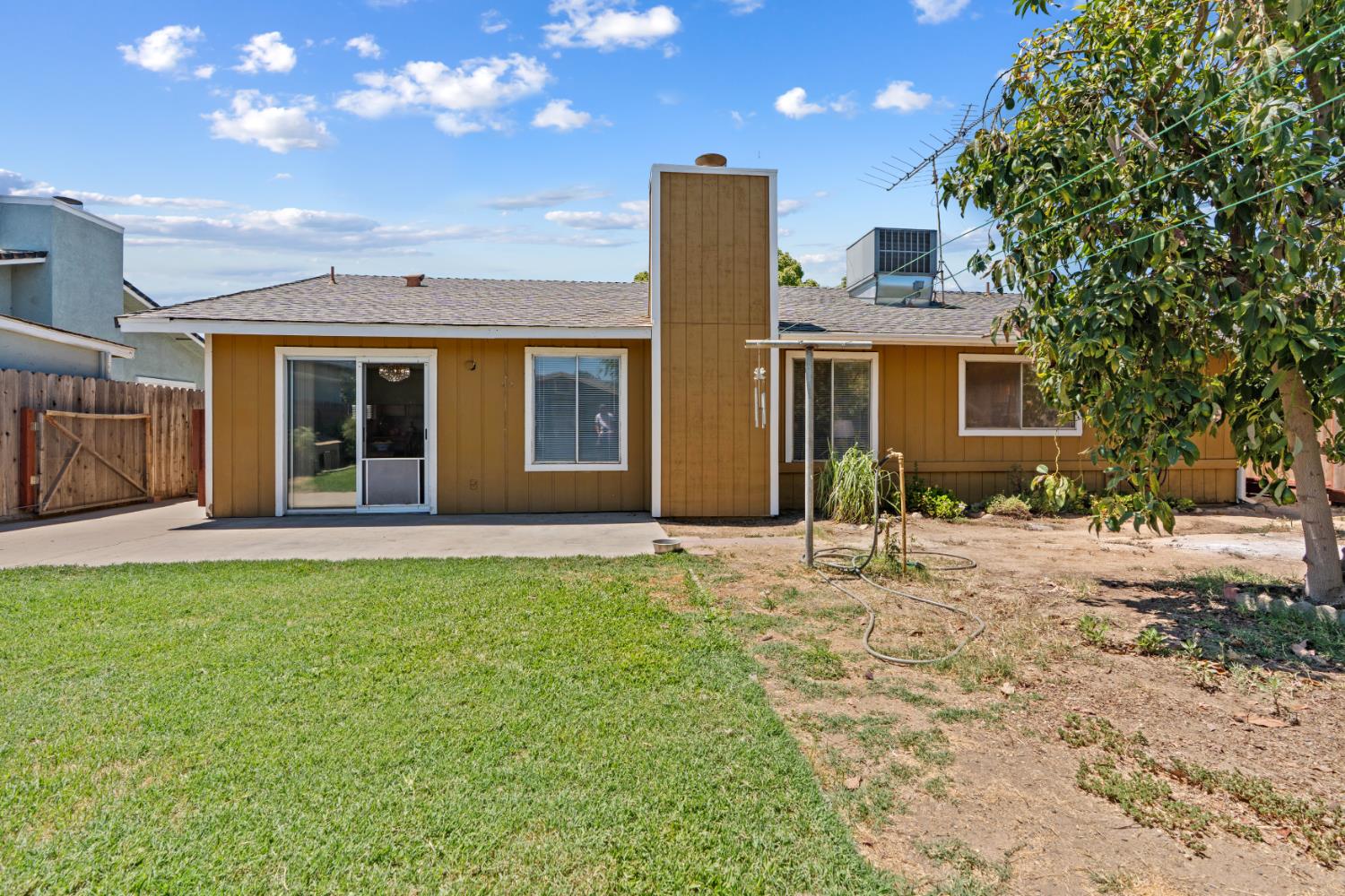 1044 Fruitbasket Lane