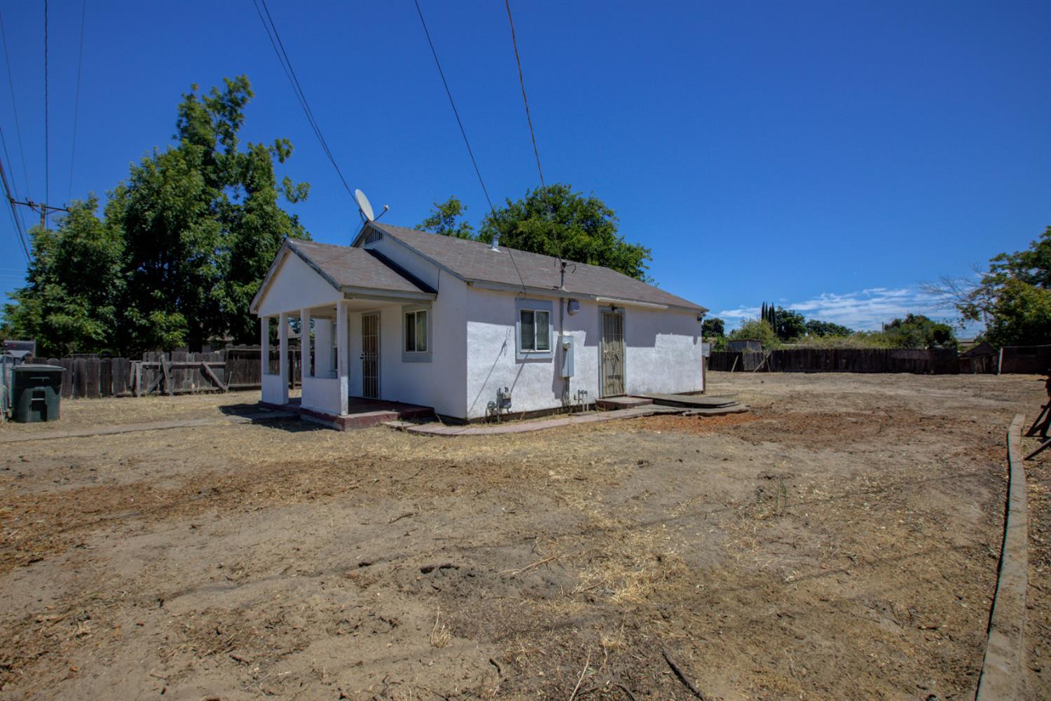 1720 Vernon Avenue