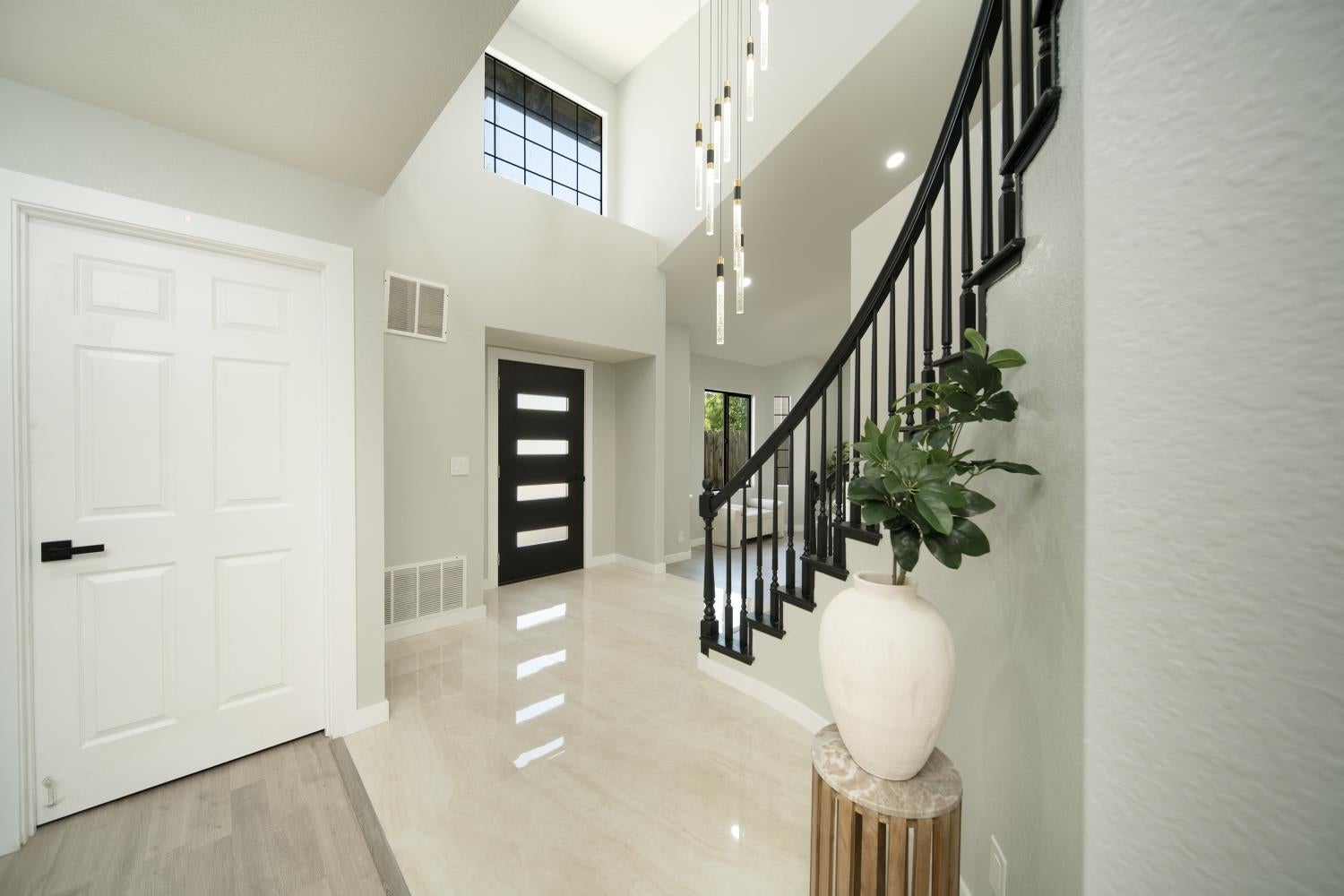 513 Tarland Lane