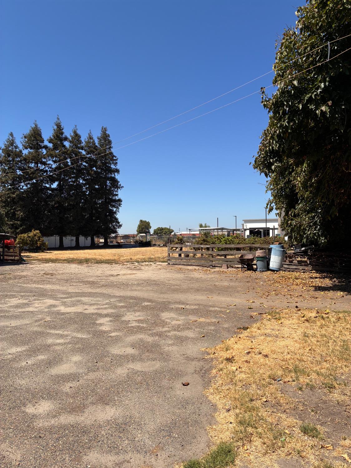 2100 W Main